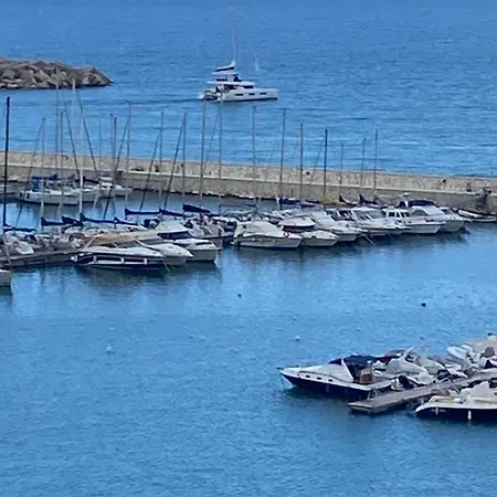 Loft Sul Mare Apartment *